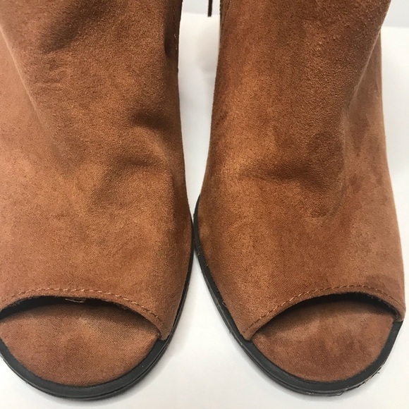 DV brown fringed heeled peep toe booties sz 8.5 - Picture 3 of 13